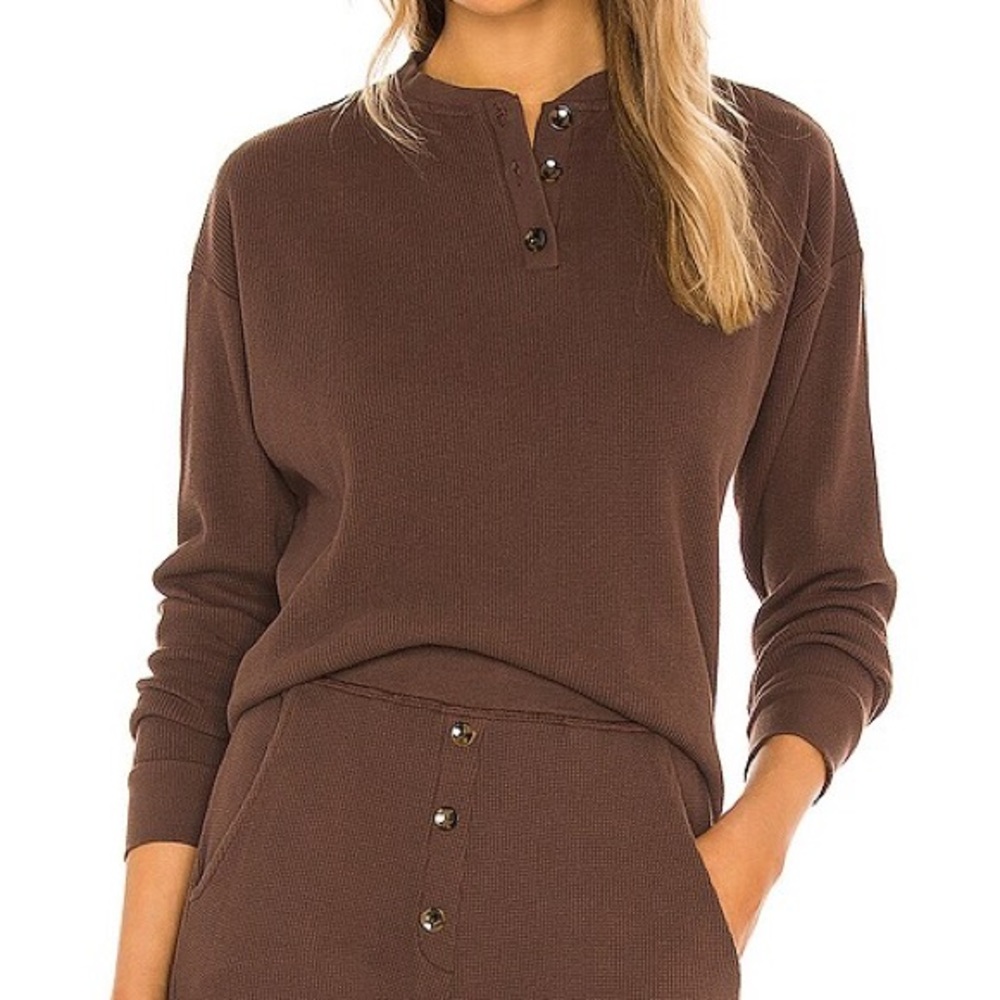 DONNI. Thermal Henley in Chocolate